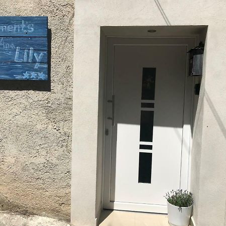 Lily Apartment Koper Exterior photo