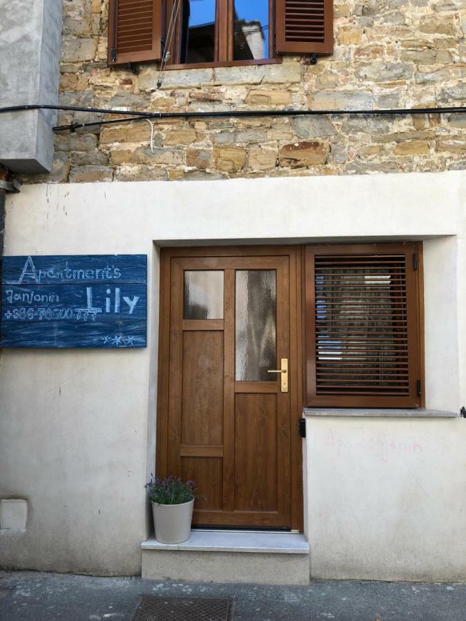 Lily Apartment Koper Exterior photo
